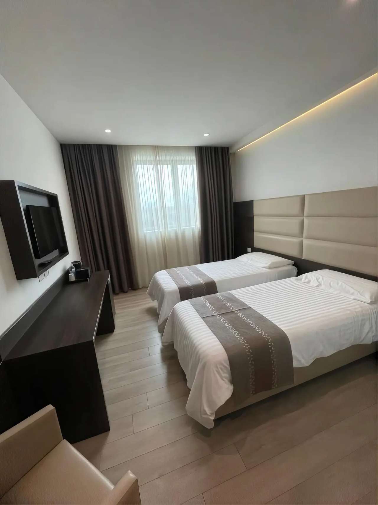 Camera doppia insonorizzata presso HotelLuxuryPrato